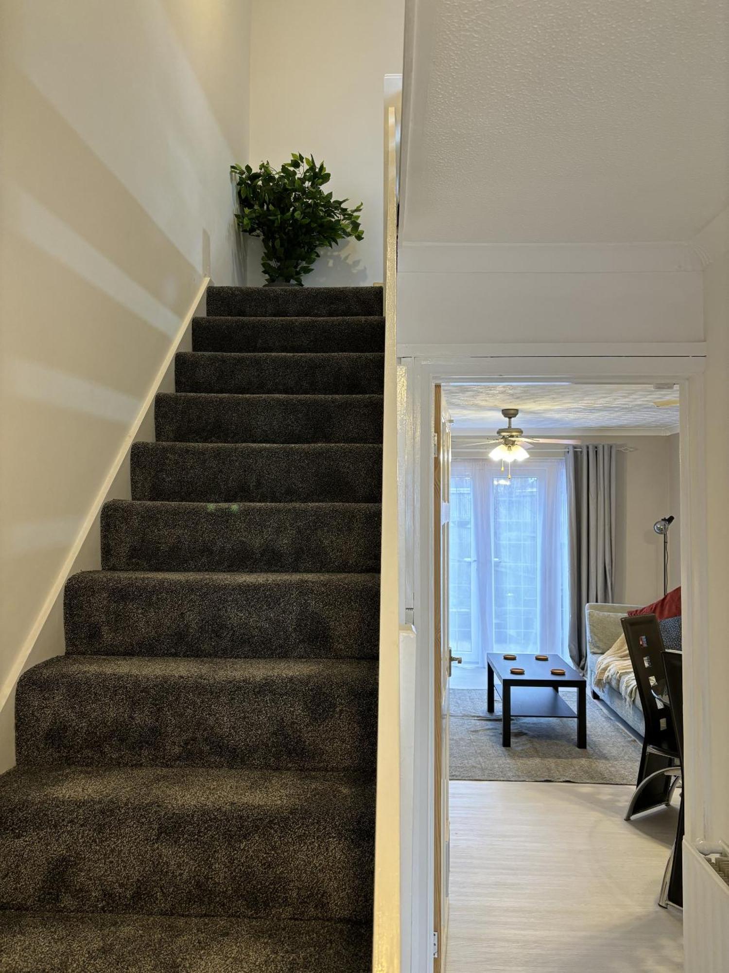 Вилла Cosy Corner - 2 Beds, Free Parking, Next To Southampton General Hospital Экстерьер фото