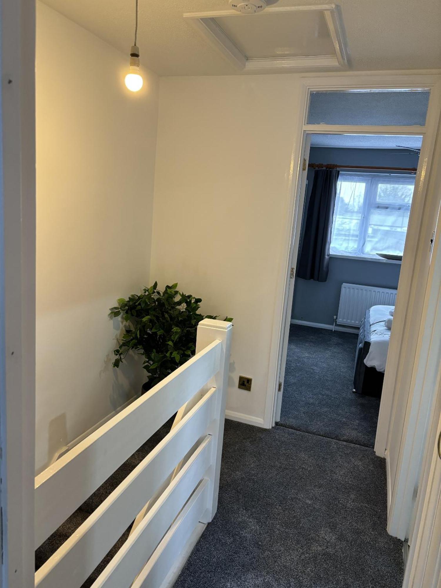 Вилла Cosy Corner - 2 Beds, Free Parking, Next To Southampton General Hospital Экстерьер фото