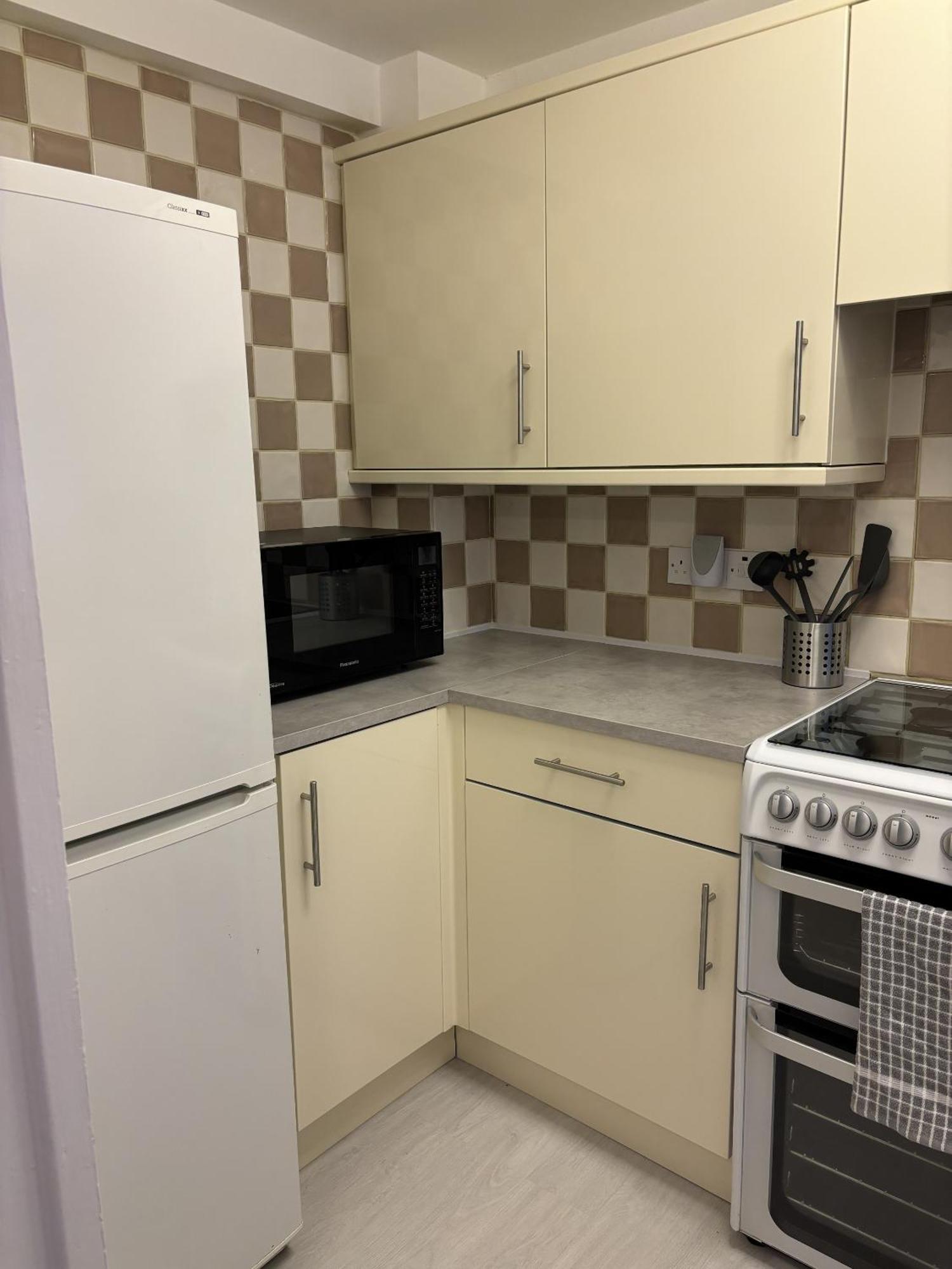 Вилла Cosy Corner - 2 Beds, Free Parking, Next To Southampton General Hospital Экстерьер фото